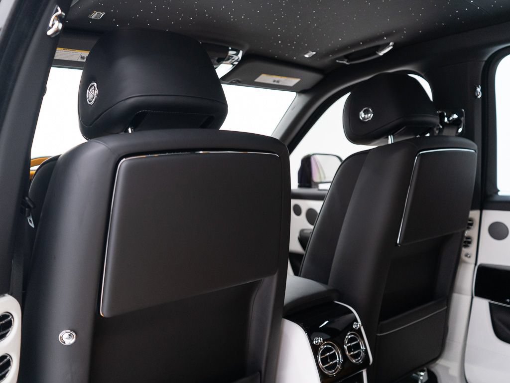 Certified 2026 Rolls-Royce Cullinan AWD/4WD image 24