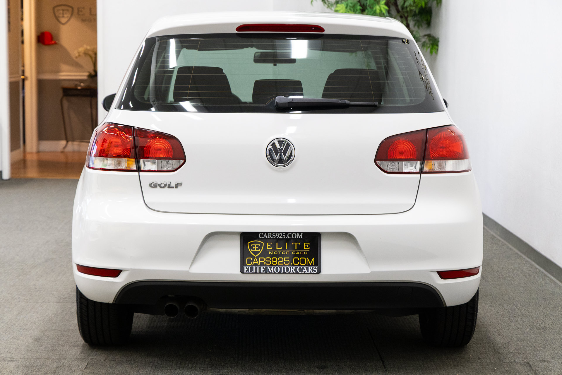 Used 2013 Volkswagen Golf 4-Door FWD image 4