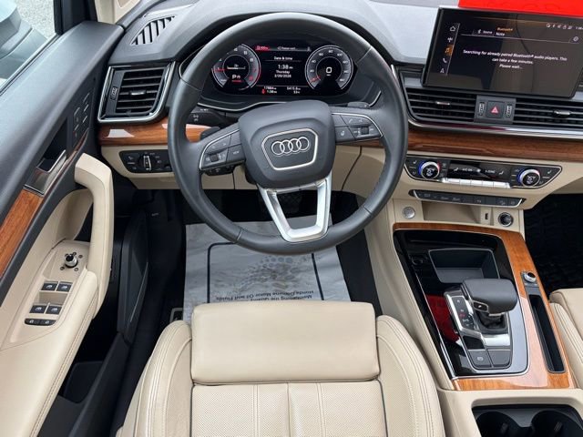 Used 2023 Audi Q5 2.0T Premium Plus w/ Premium Plus Package image 38
