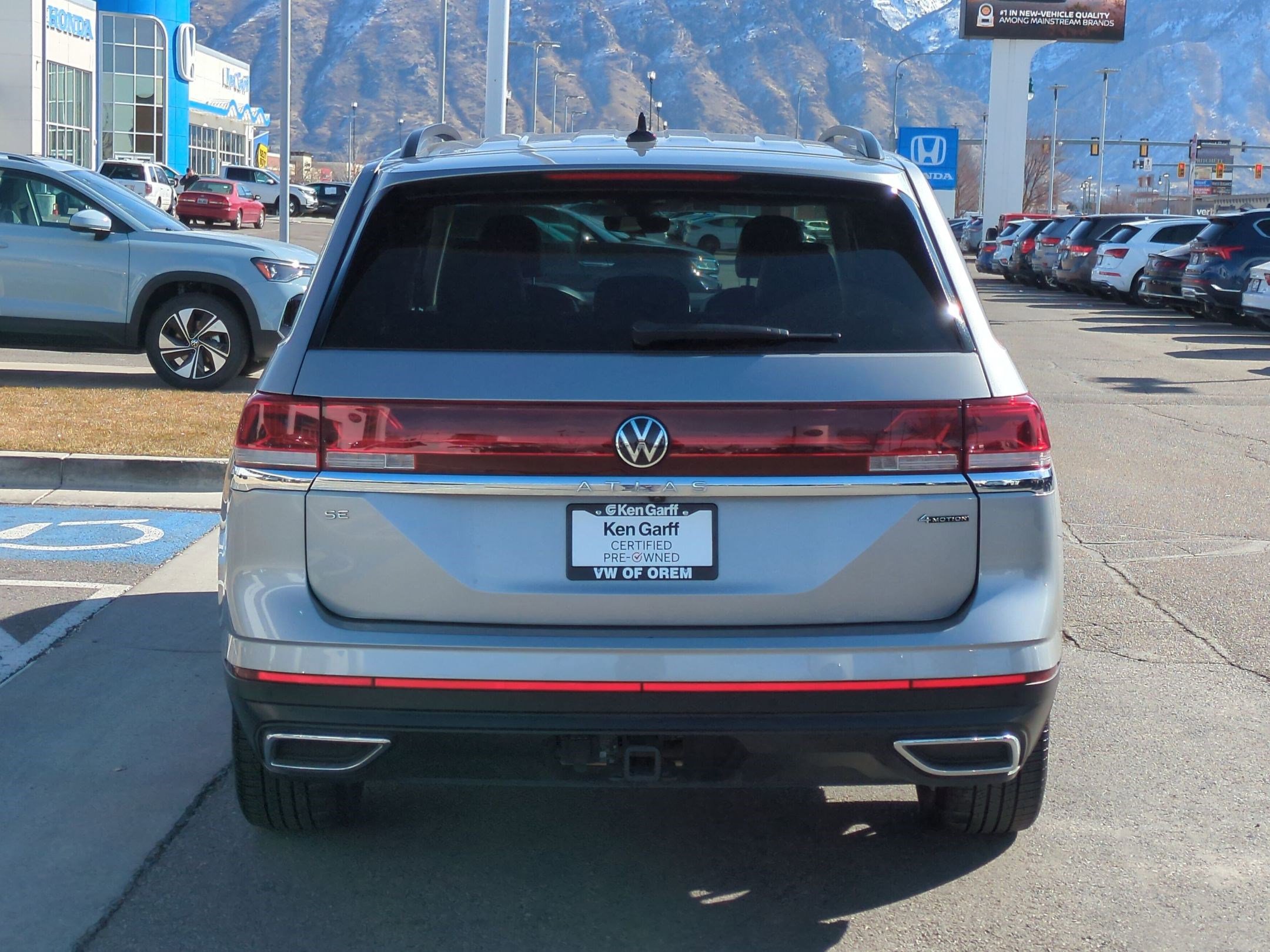 Used 2024 Volkswagen Atlas SE image 7