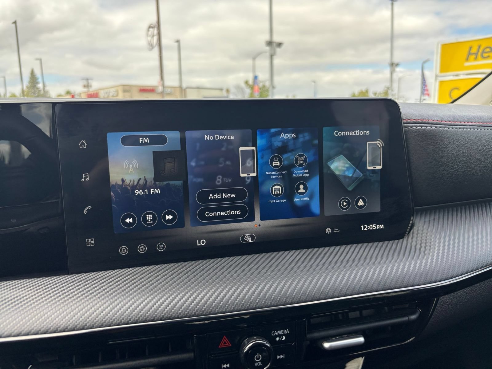Used 2026 Nissan Kicks SR FWD image 19