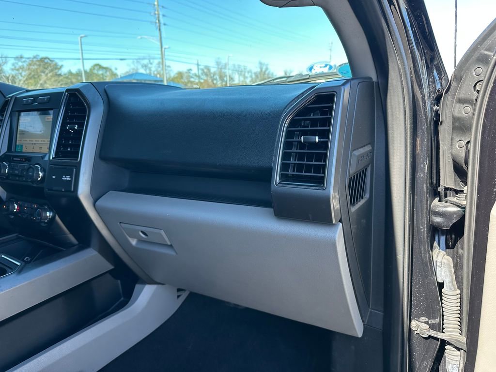 Used 2019 Ford F150 XLT w/ Equipment Group 302A Luxury image 38