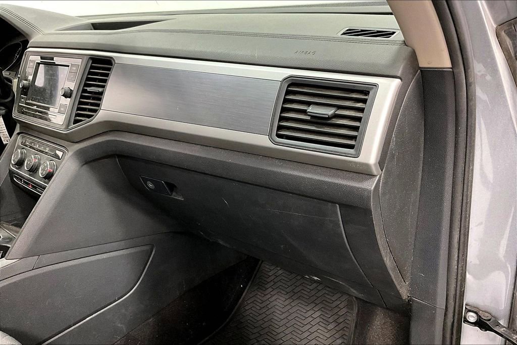 Used 2021 Volkswagen Atlas S w/ MDO Package (Bench Seat) image 19