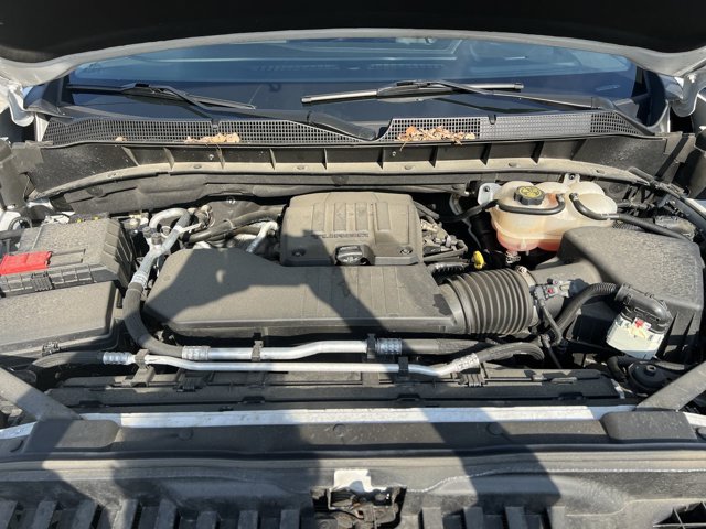 Used 2024 Chevrolet Silverado 1500 LT AWD/4WD image 30