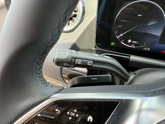 New 2025 Mercedes-Benz GLA 250 image 17