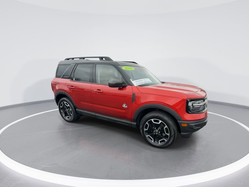 Used 2022 Ford Bronco Sport Outer Banks w/ Tech Package AWD/4WD image 2