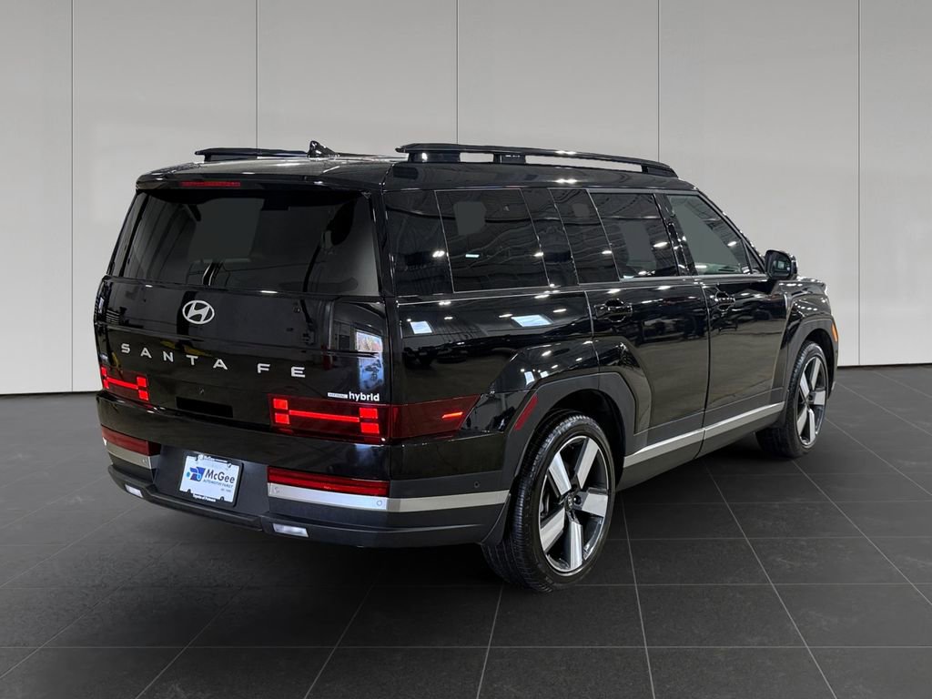 Used 2025 Hyundai Santa Fe Limited image 5