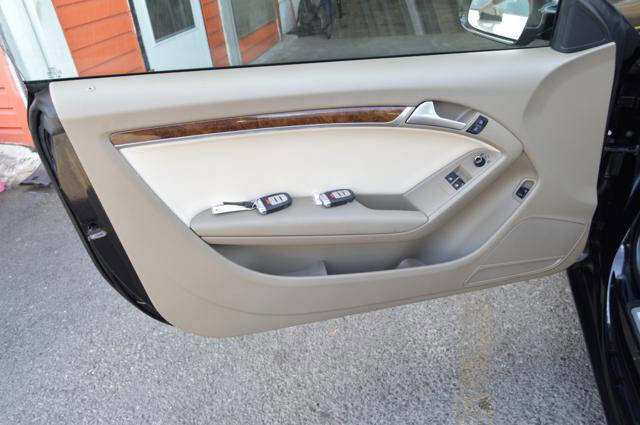 Used 2010 Audi A5 2.0T Premium image 31