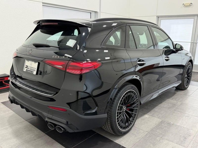 New 2026 Mercedes-Benz GLC 43 AMG 4MATIC image 2