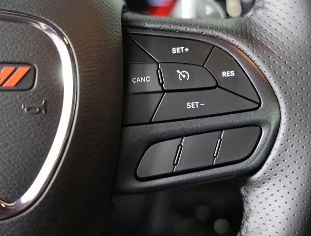 Used 2025 Dodge Durango R/T w/ Blacktop Package image 17