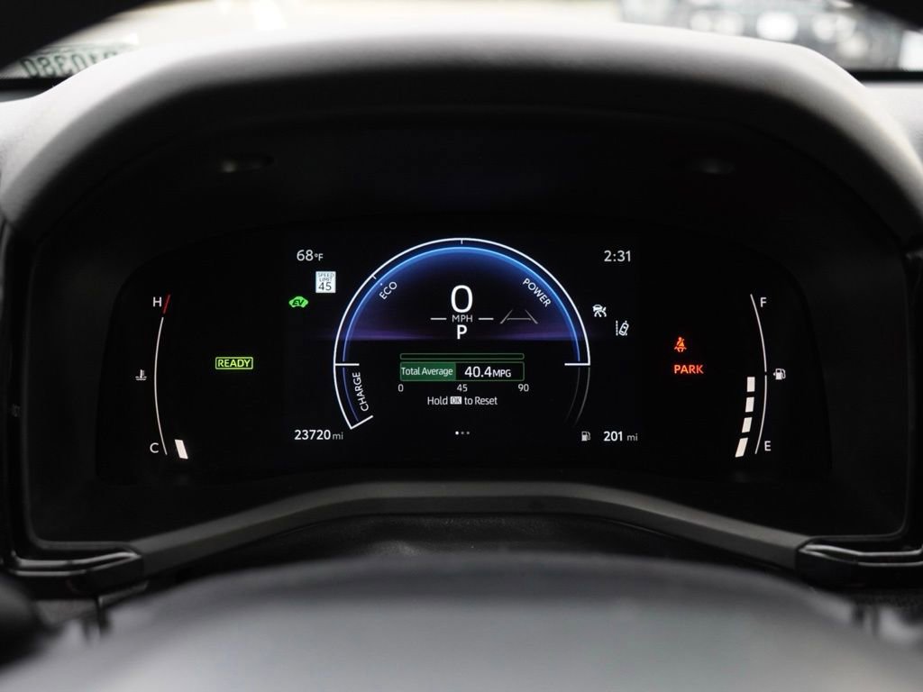 Used 2025 Toyota Camry LE image 14