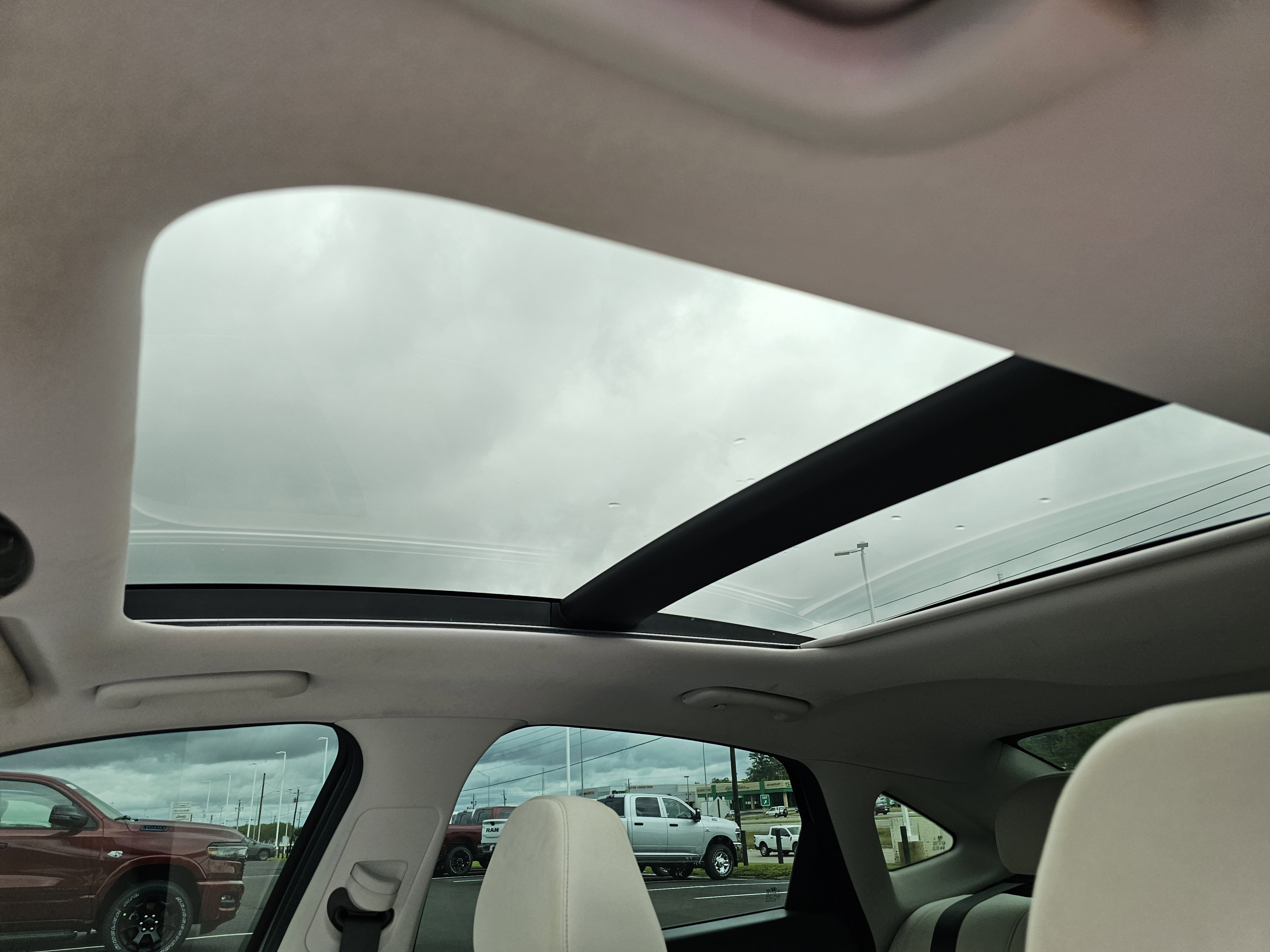 Used 2025 Hyundai Sonata SEL FWD image 17