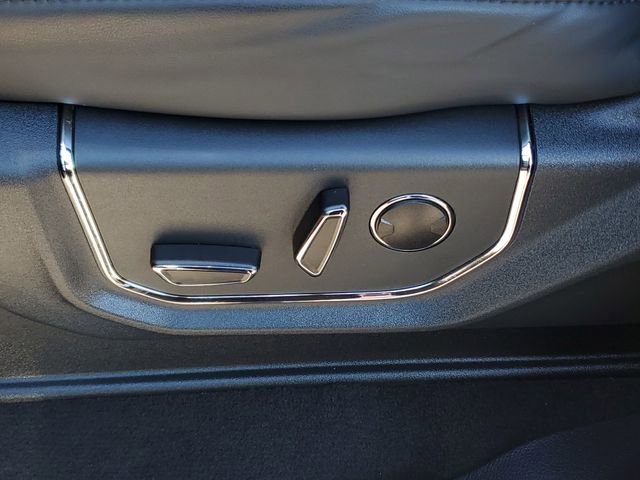 Used 2024 Ford Expedition Platinum image 19