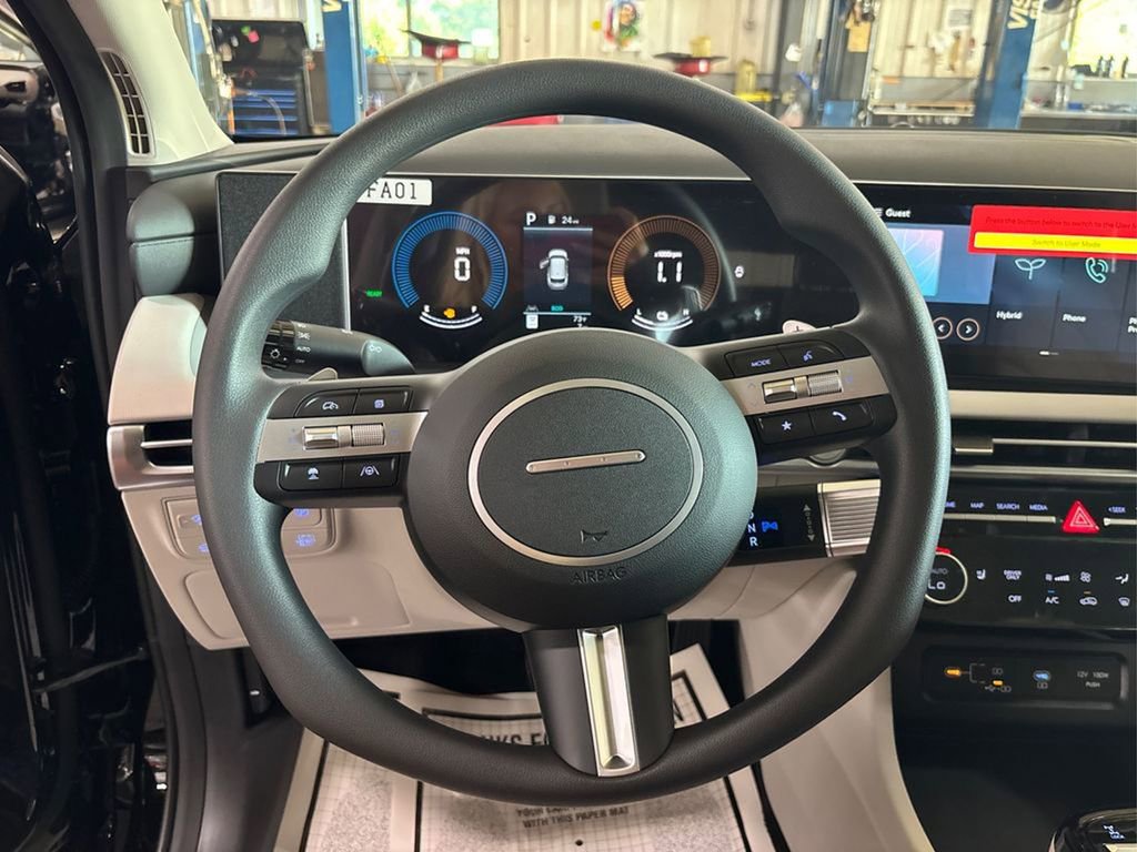 Used 2025 Hyundai Tucson Blue image 14