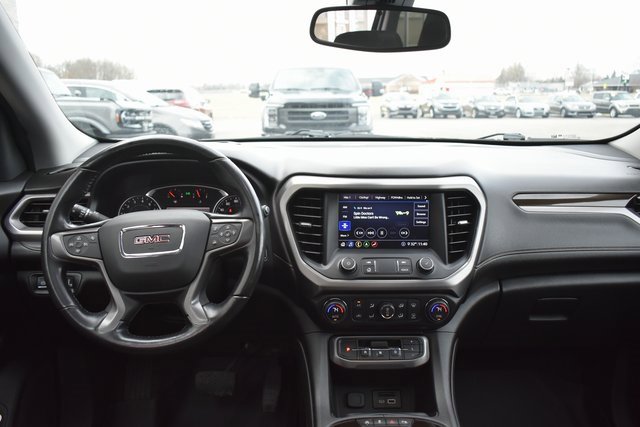 Used 2020 GMC Acadia AT4 image 38