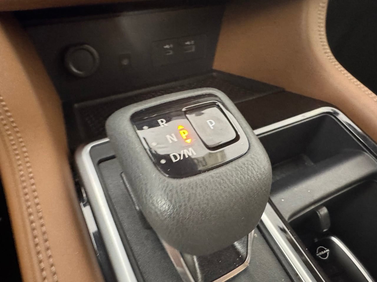 Used 2025 Nissan Pathfinder Platinum w/ Cargo Package FWD image 26