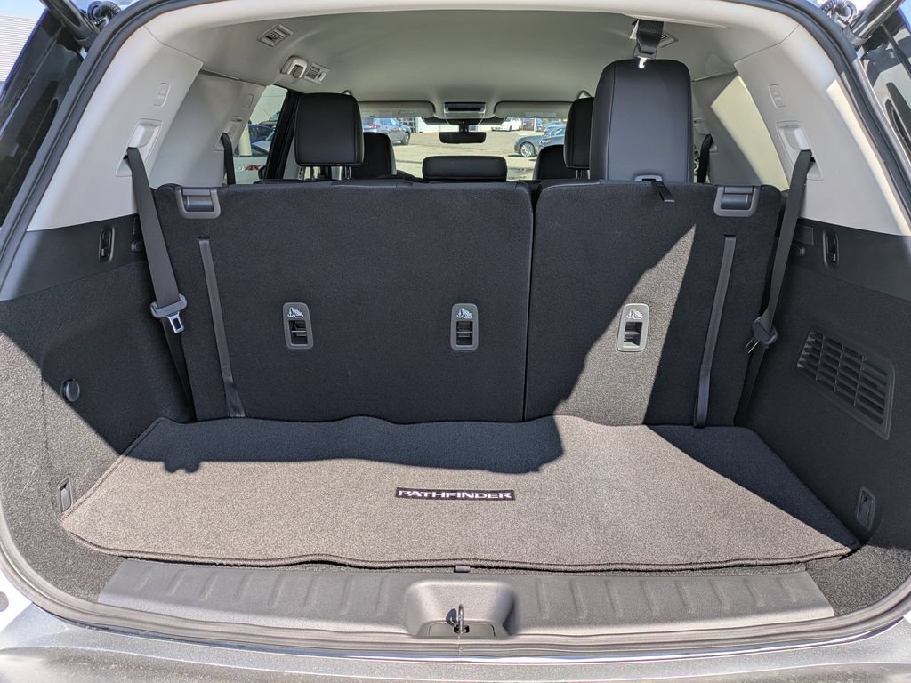 New 2026 Nissan Pathfinder SL AWD/4WD image 13