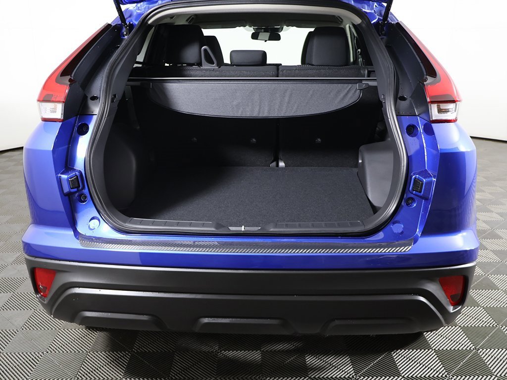 New 2025 Mitsubishi Eclipse Cross LE image 13