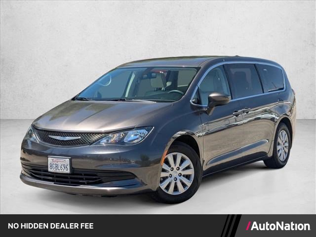 Used 2018 Chrysler Pacifica L FWD video 1
