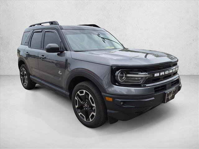 Used 2024 Ford Bronco Sport Outer Banks w/ Tech Package AWD/4WD image 3