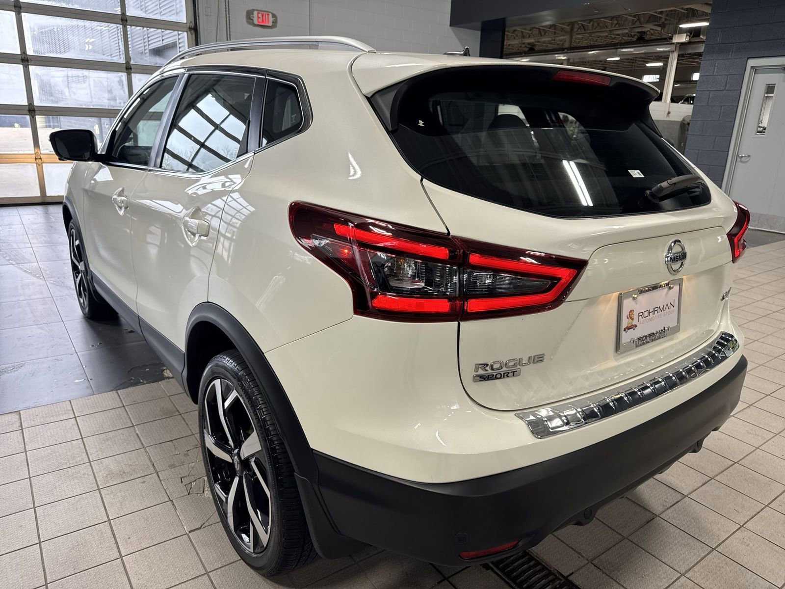 Certified 2022 Nissan Rogue Sport SL AWD/4WD image 37