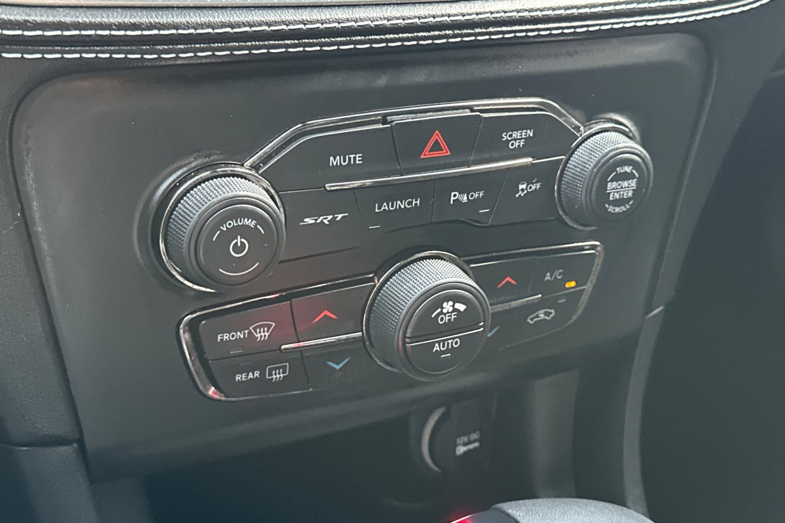 Used 2023 Dodge Charger SRT Hellcat w/ Harman/Kardon Audio Group image 27