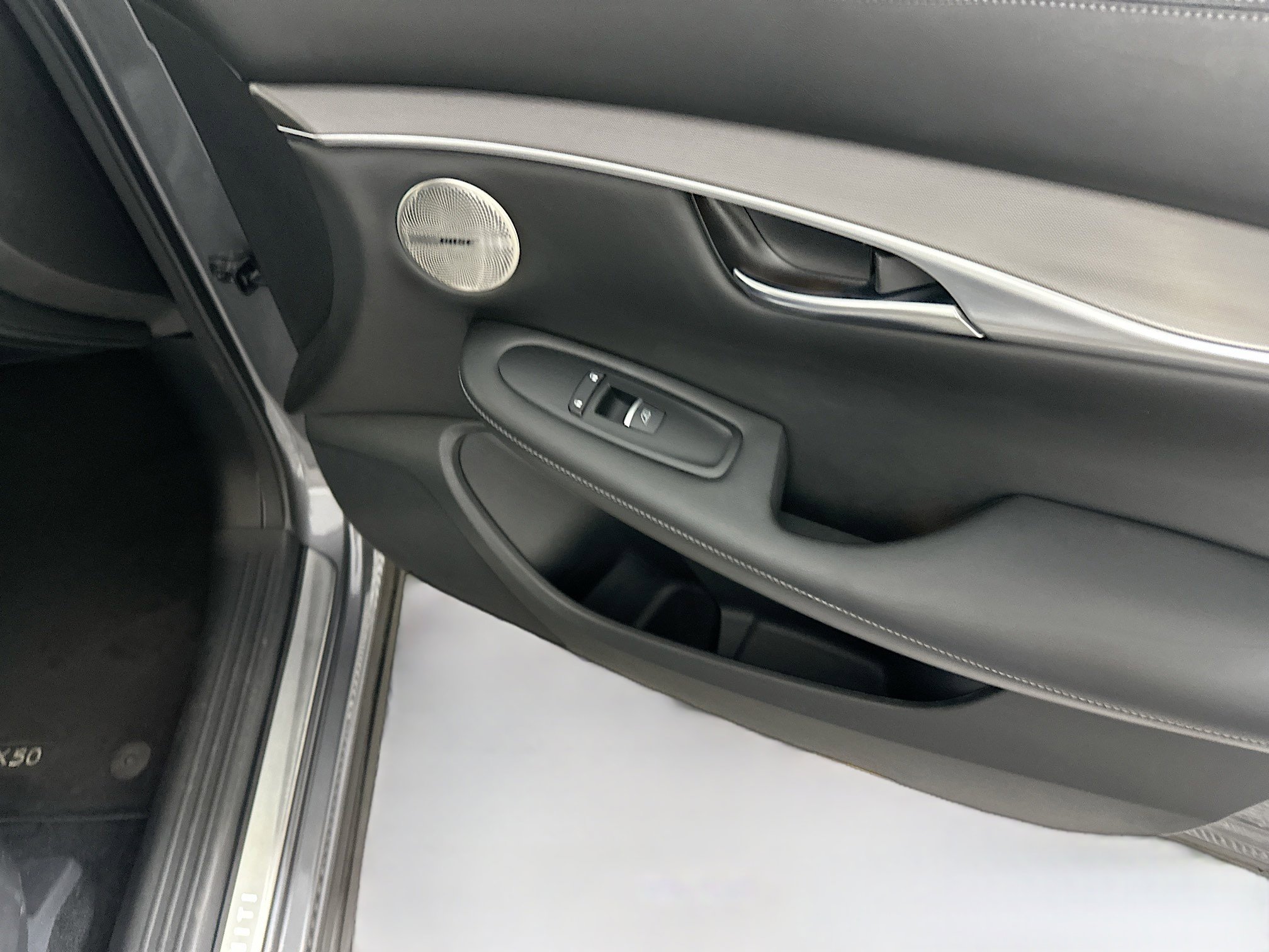 Used 2023 INFINITI QX50 Luxe image 31