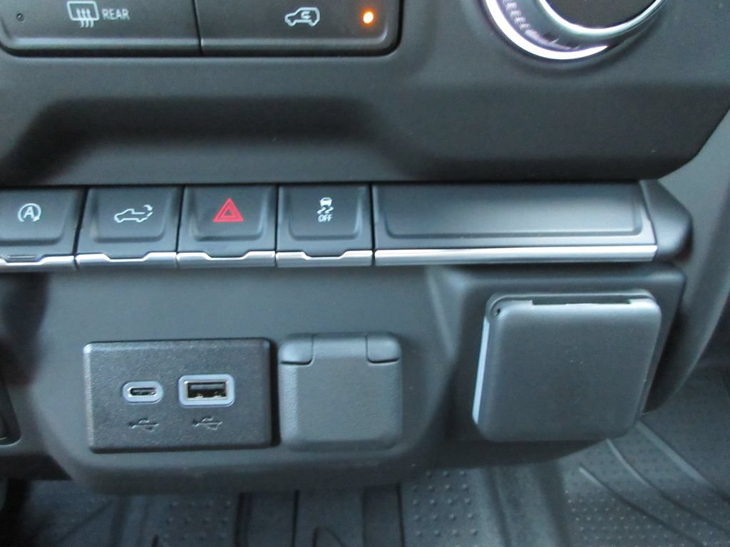 New 2026 Chevrolet Silverado 1500 Custom w/ Turbomax Blackout Package AWD/4WD image 29