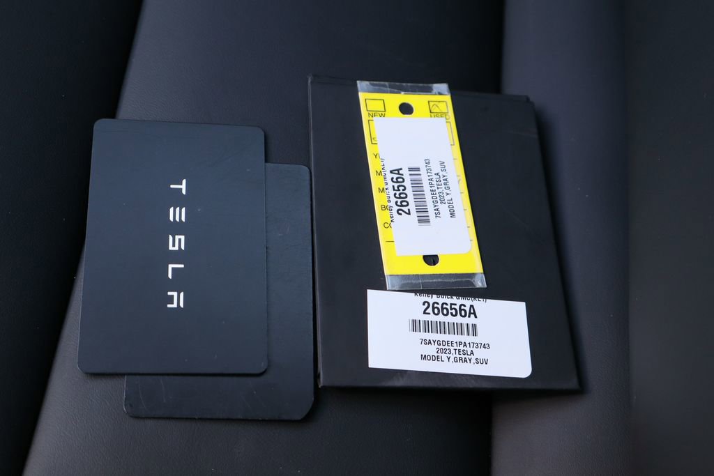 Used 2023 Tesla Model Y Long Range image 29