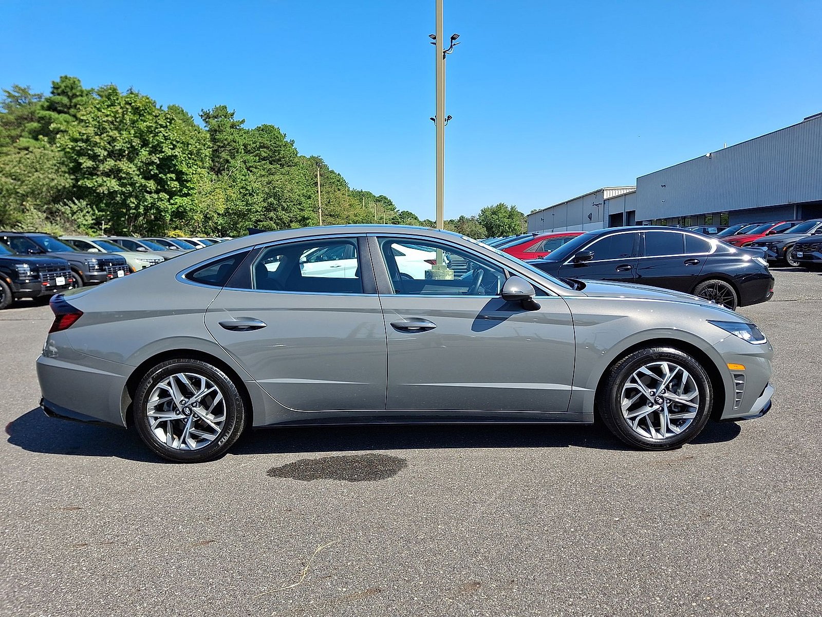 Certified 2022 Hyundai Sonata SEL w/ Convenience Package image 32