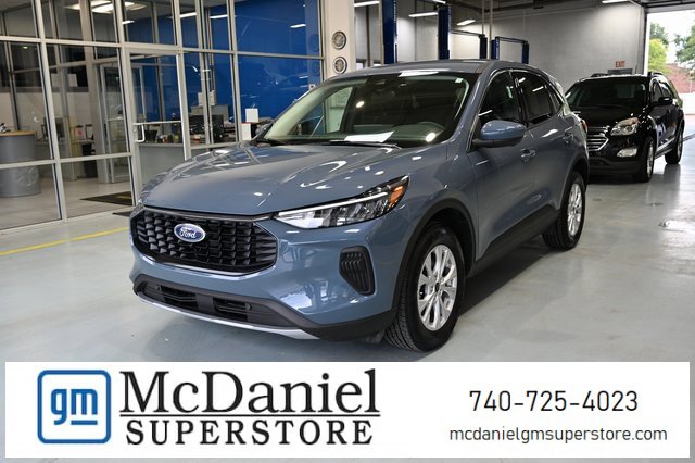 Used 2023 Ford Escape Active w/ Tech Pack #2 image 1
