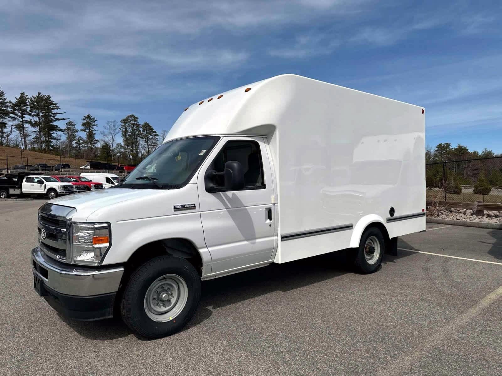 New 2027 Ford E-350 and Econoline 350 Super Duty w/ Power Equipment Group image 1