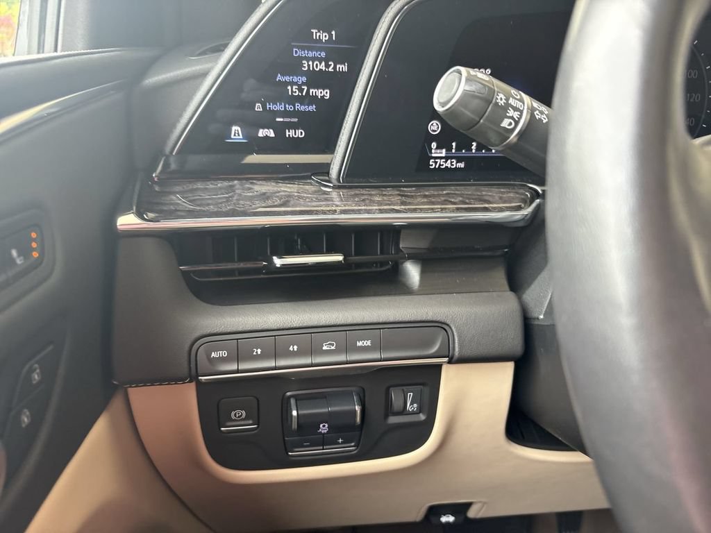 Certified 2023 Cadillac Escalade Premium Luxury w/ Performance Package AWD/4WD image 18