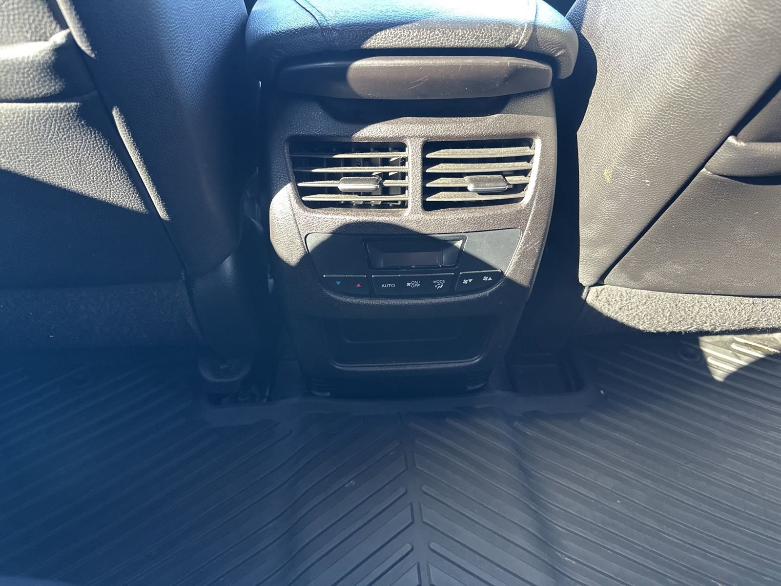 Used 2015 Acura MDX SH-AWD w/ Technology Package image 12