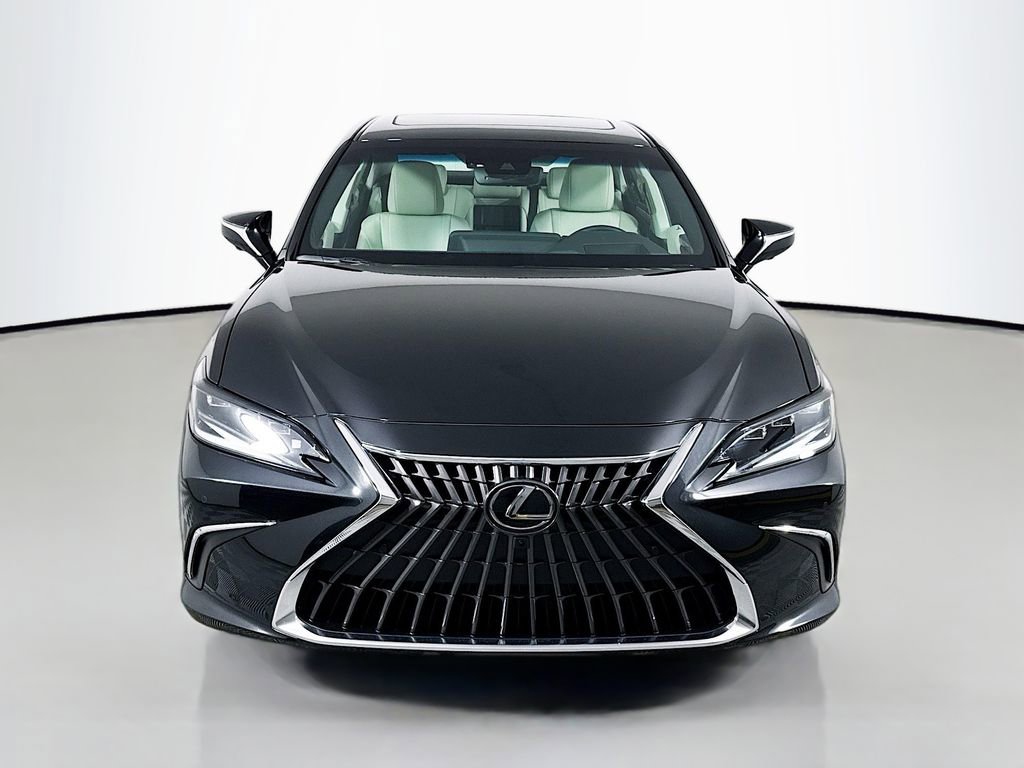 Certified 2025 Lexus ES 300h Ultra Luxury FWD image 2