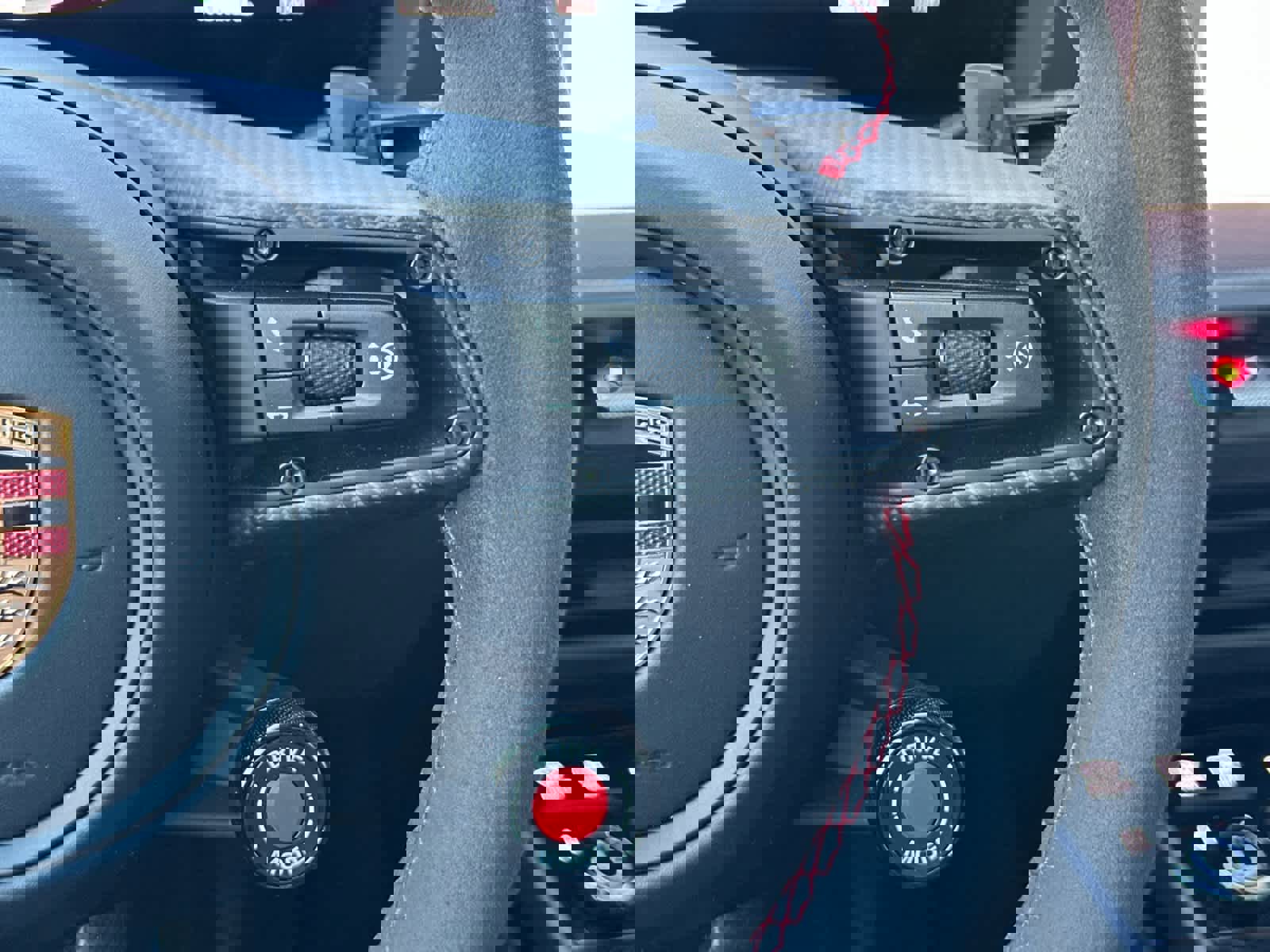 Certified 2025 Porsche 911 Carrera GTS RWD image 23