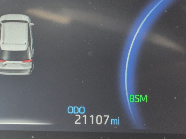 Used 2023 Toyota RAV4 XSE AWD/4WD image 10