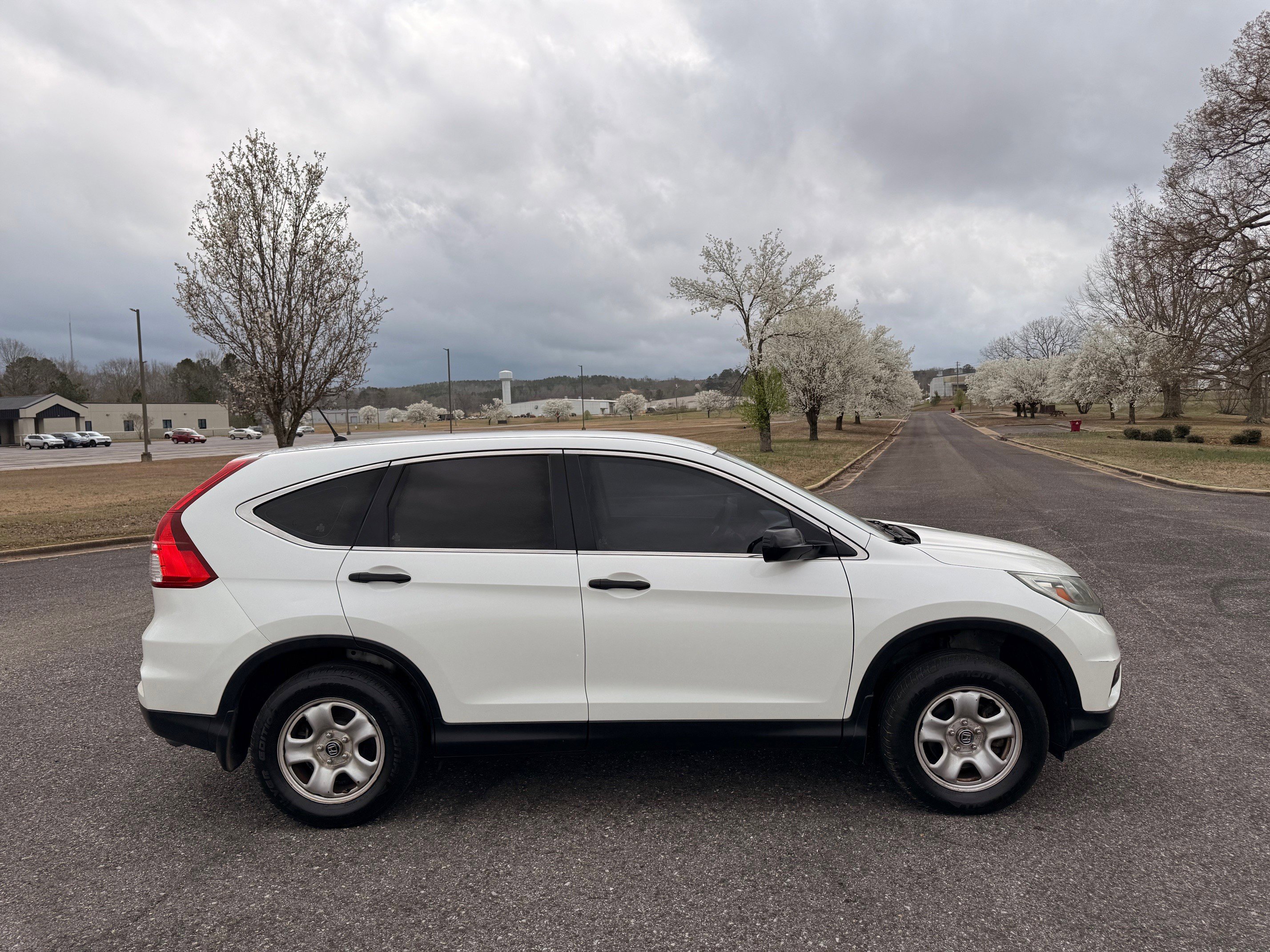 Used 2015 Honda CR-V LX image 6