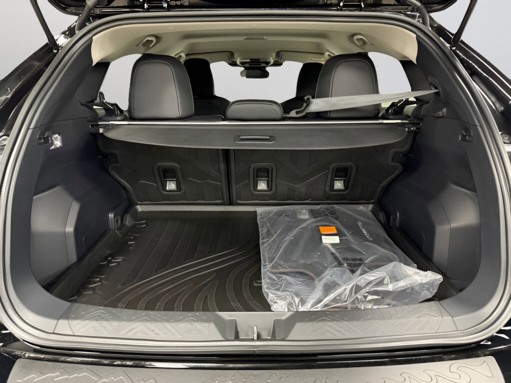 New 2026 Subaru Crosstrek 2.5i Limited image 9