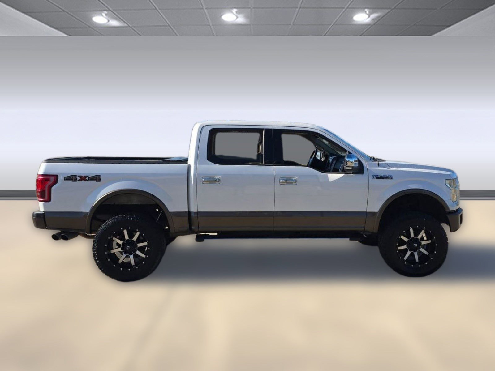 Used 2015 Ford F150 Lariat image 8