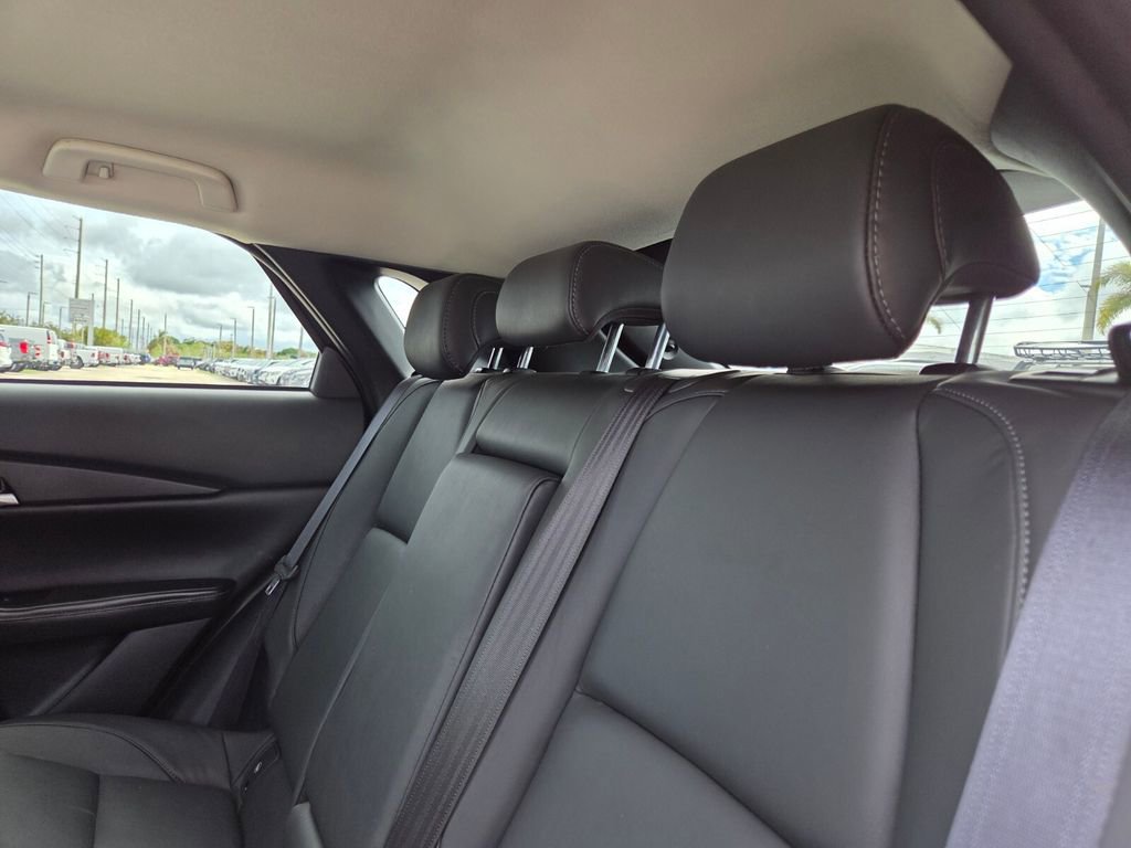 Used 2025 MAZDA CX-30 AWD 2.5 S w/ Select Sport Pkg image 17