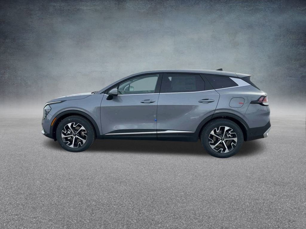 Used 2025 Kia Sportage EX image 13