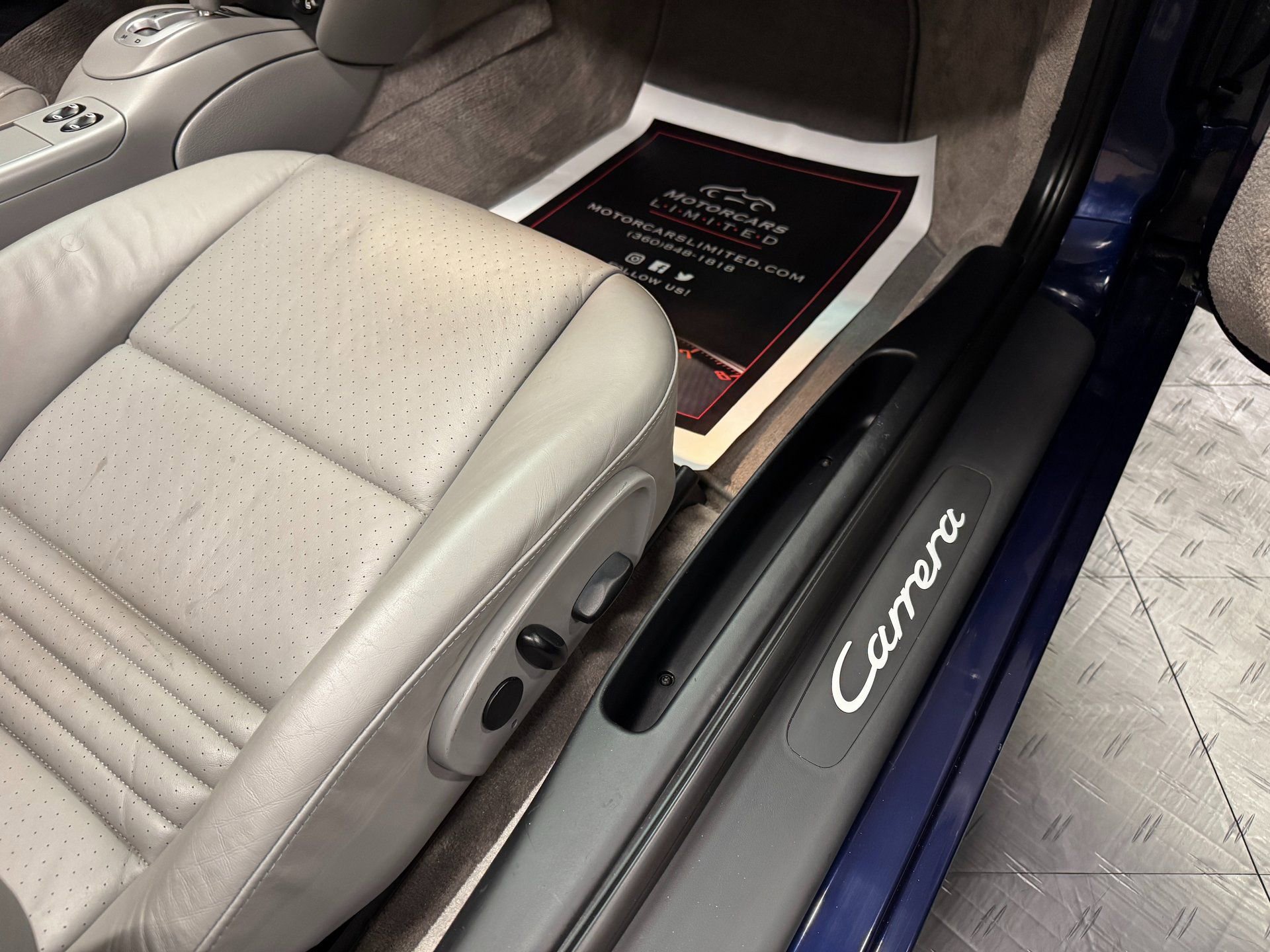 Used 2002 Porsche 911 Carrera image 30