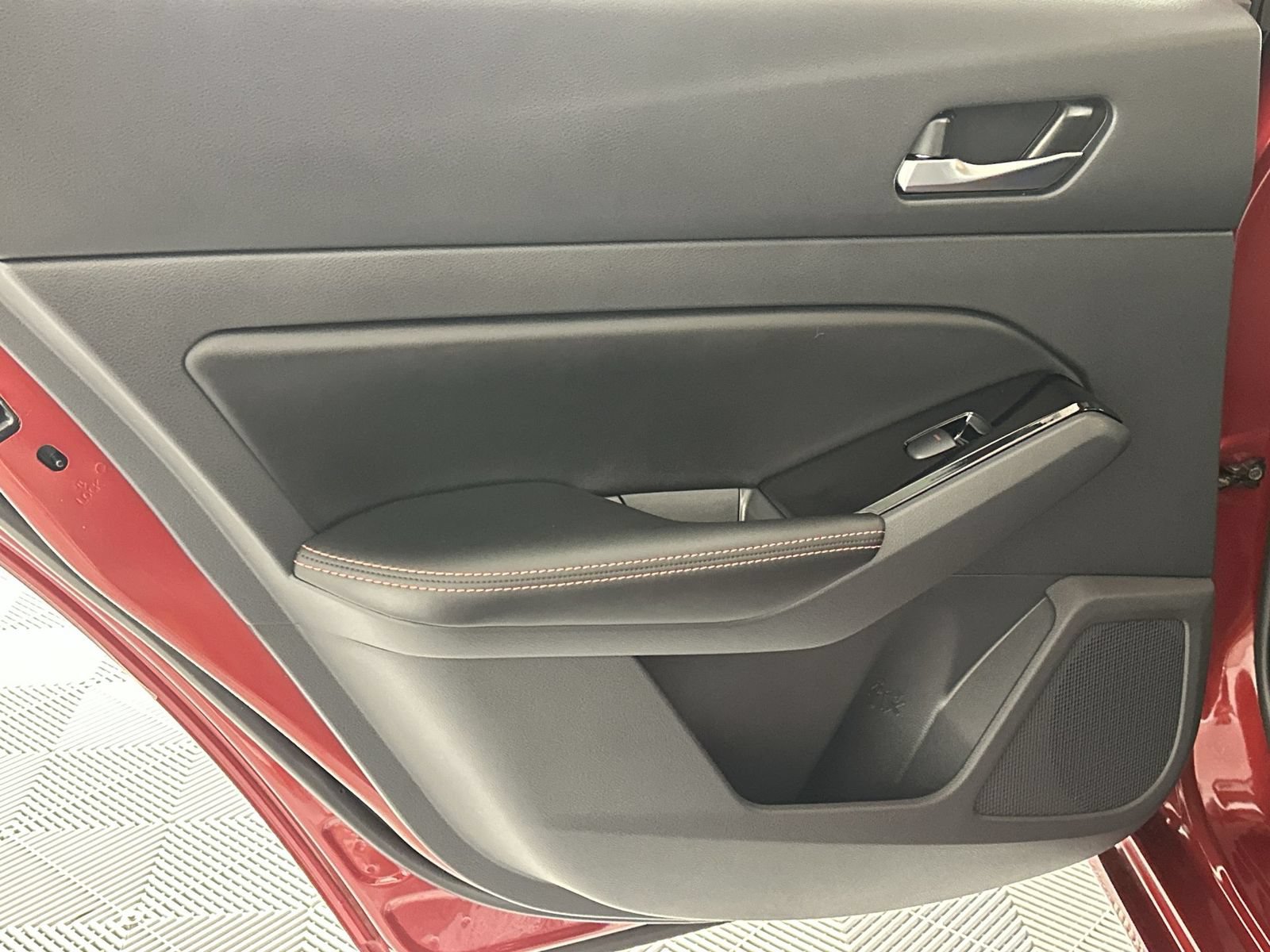 Certified 2024 Nissan Altima 2.5 SR FWD image 29