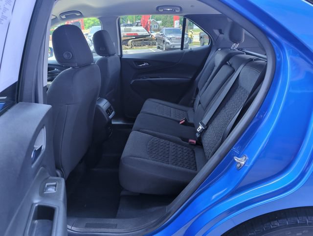 Used 2024 Chevrolet Equinox LT w/ LPO, Cargo Package FWD image 23