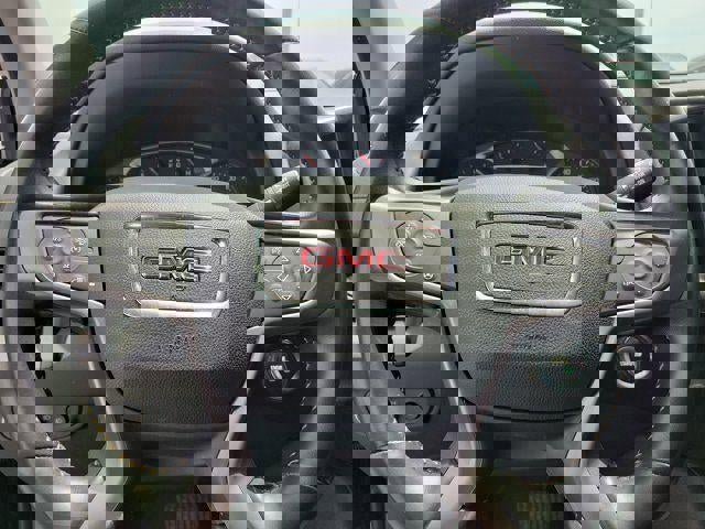 Used 2022 GMC Terrain AT4 w/ LPO, Roadside Safety Package image 8