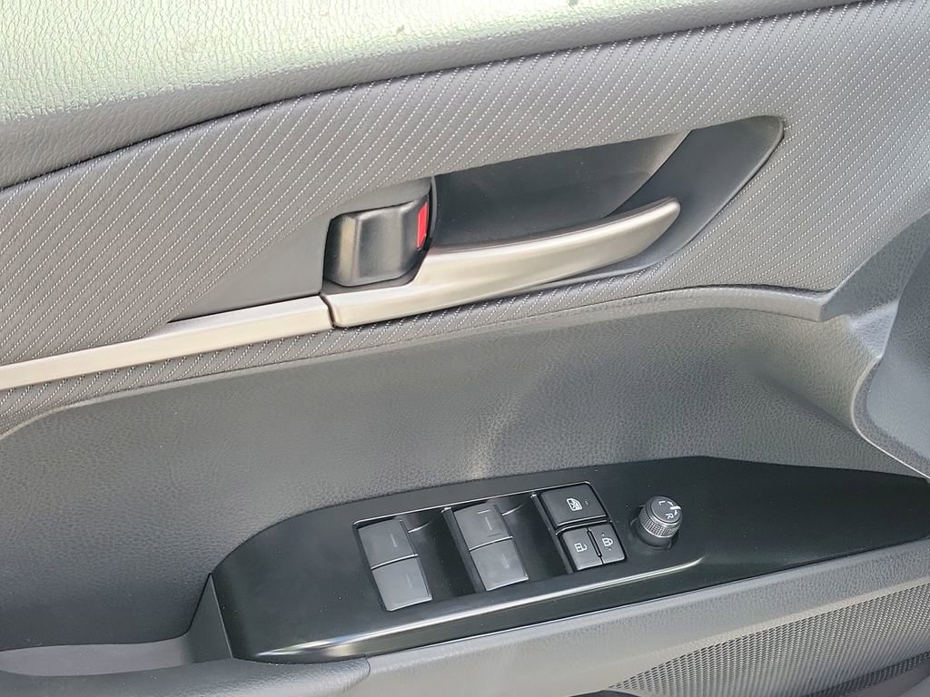 New 2026 Toyota Camry SE FWD image 20
