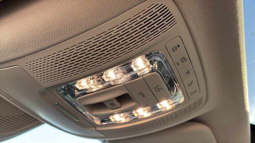 Used 2020 Mercedes-Benz GLE 350 4MATIC image 24