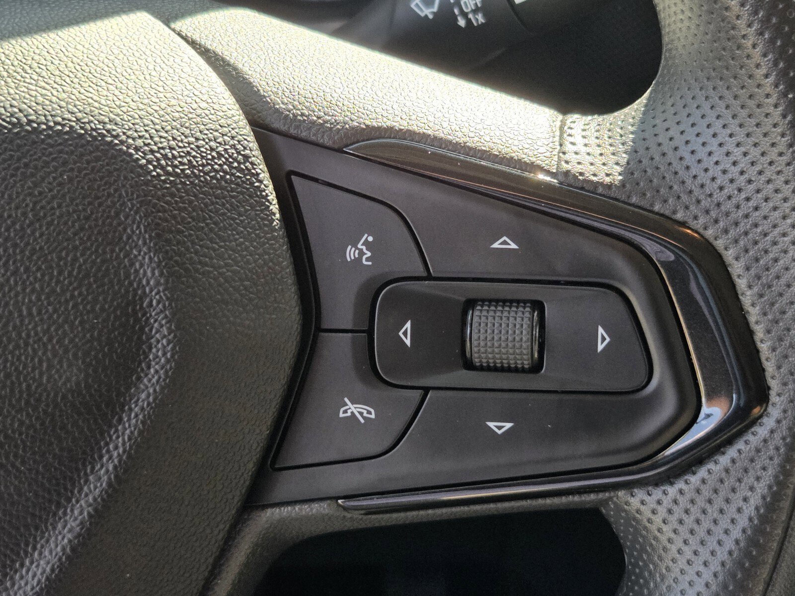 Used 2023 Chevrolet TrailBlazer LT image 22