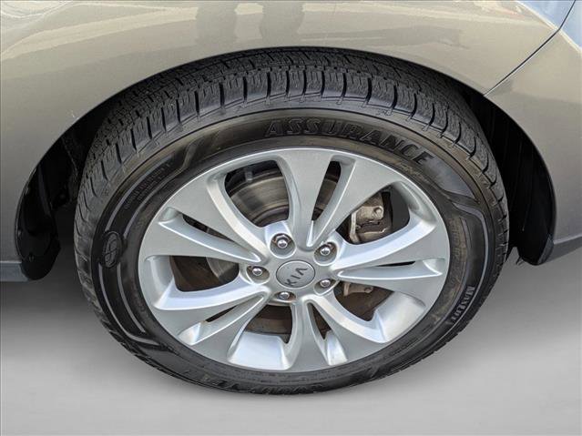 Used 2016 Kia Soul + image 23